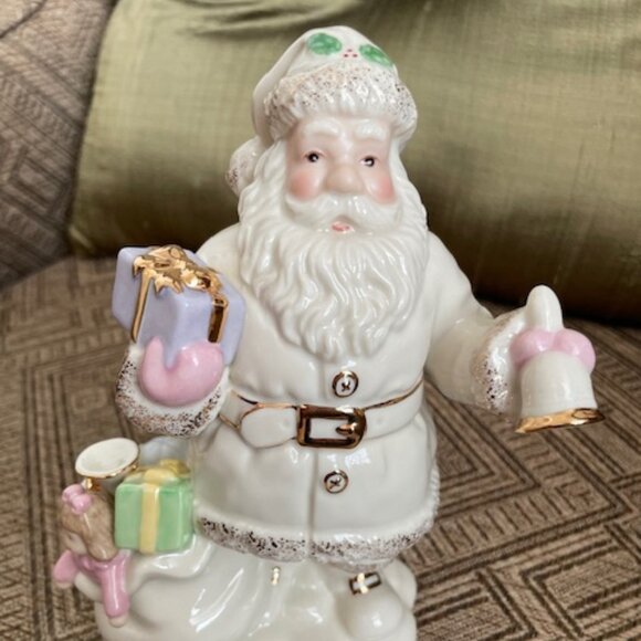 Lenox Santa Ringing Bell and Sack of Toys sculpture - Picture 2 of 10
